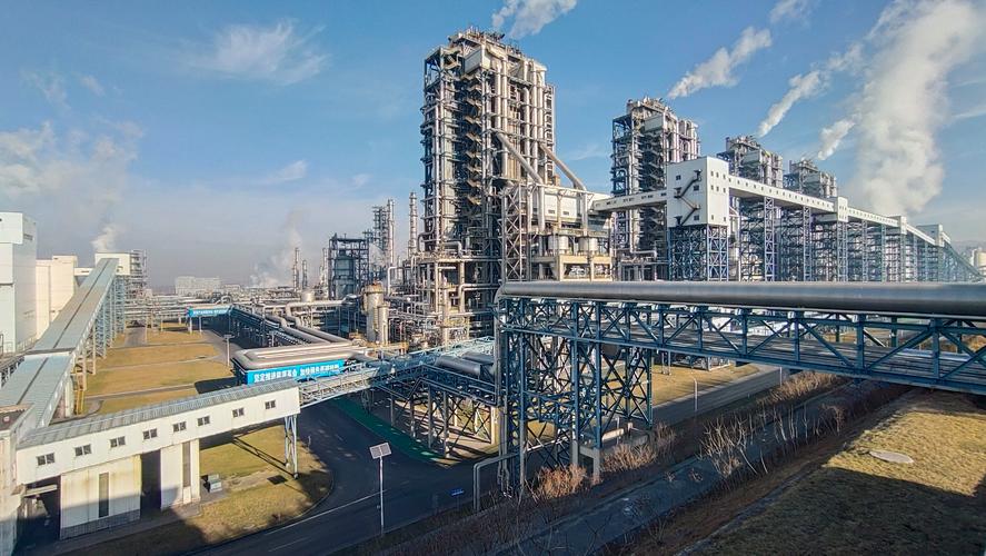 How Can Call Center Systems Become a Solid Support for Manufacturing Industries in Maintaining Existing and New Customers in Global Expansion